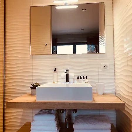 Wellness Le Six H بيت للعطل Andolsheim
