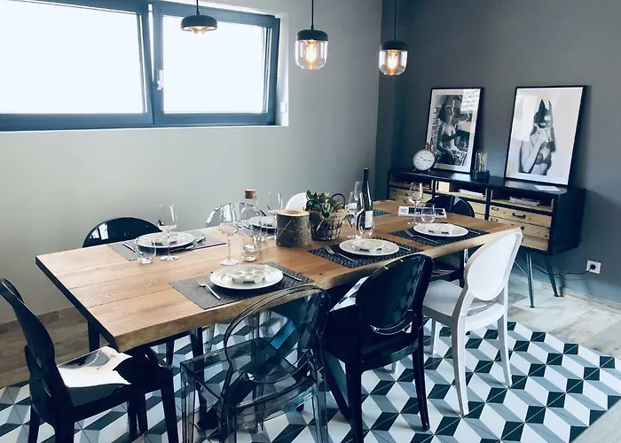 Wellness Le Six H 度假居 Andolsheim